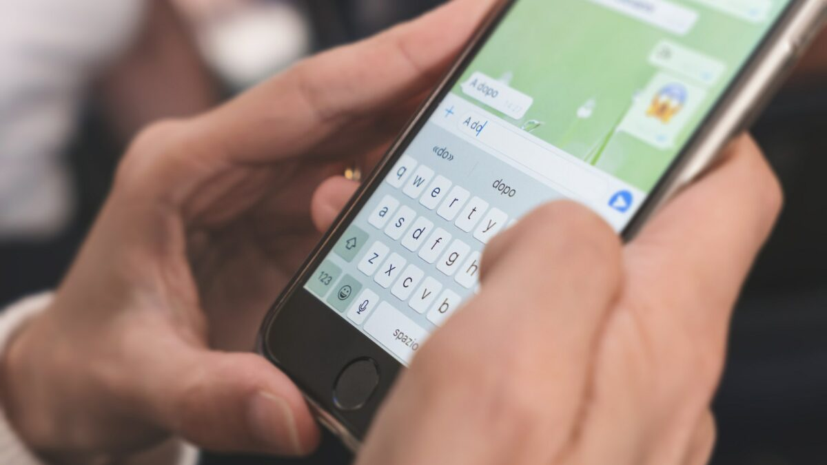 How to screen customers through whatsapp?