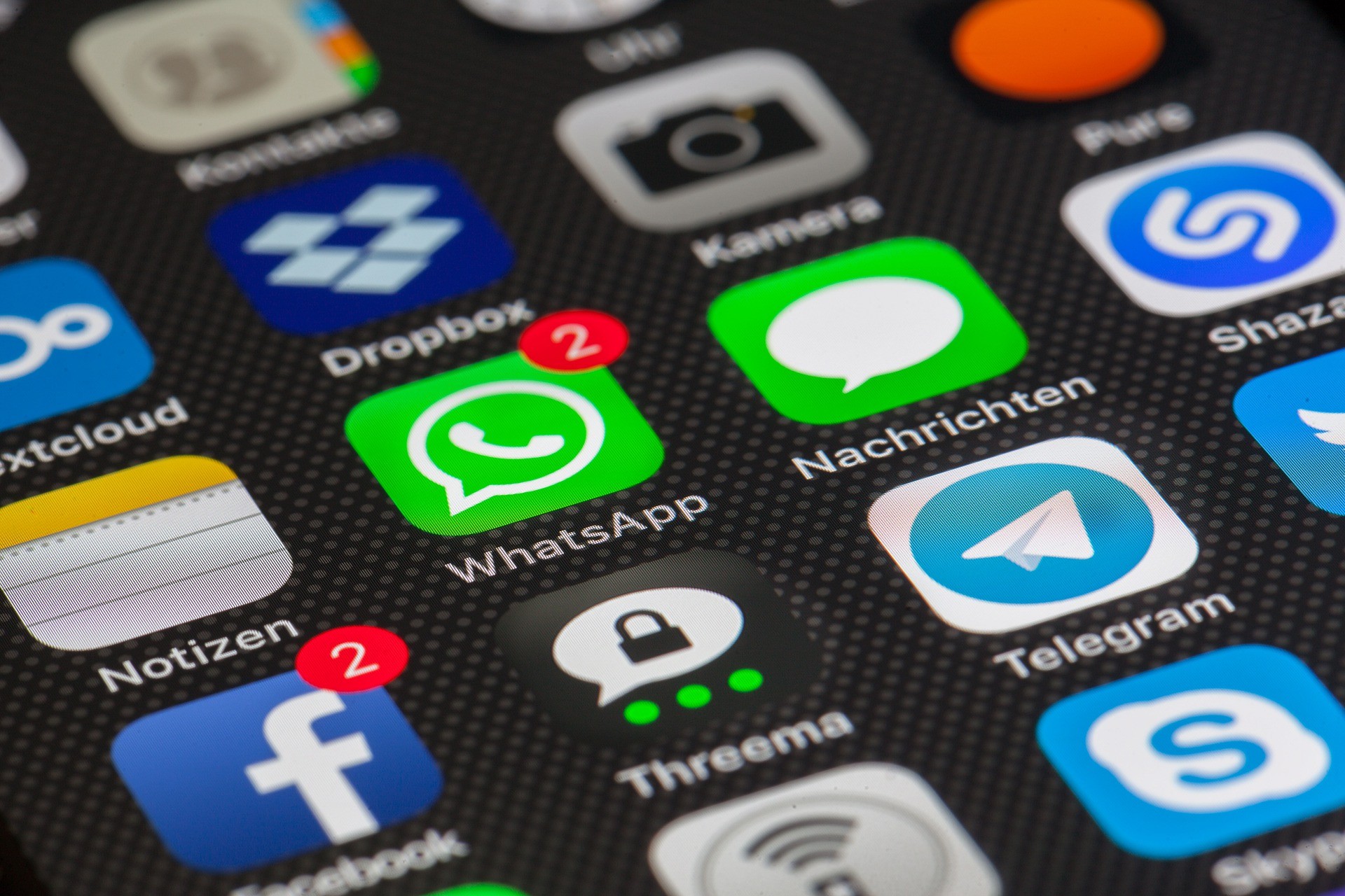 WhatsApp status updates are