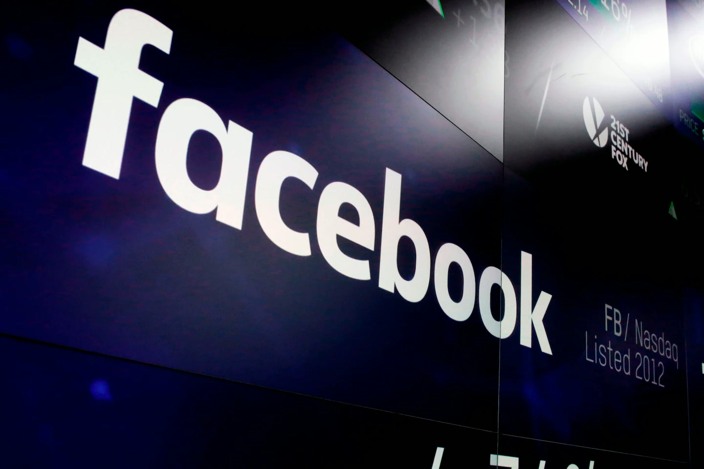 How to Choose the Right Facebook Marketing Assistant