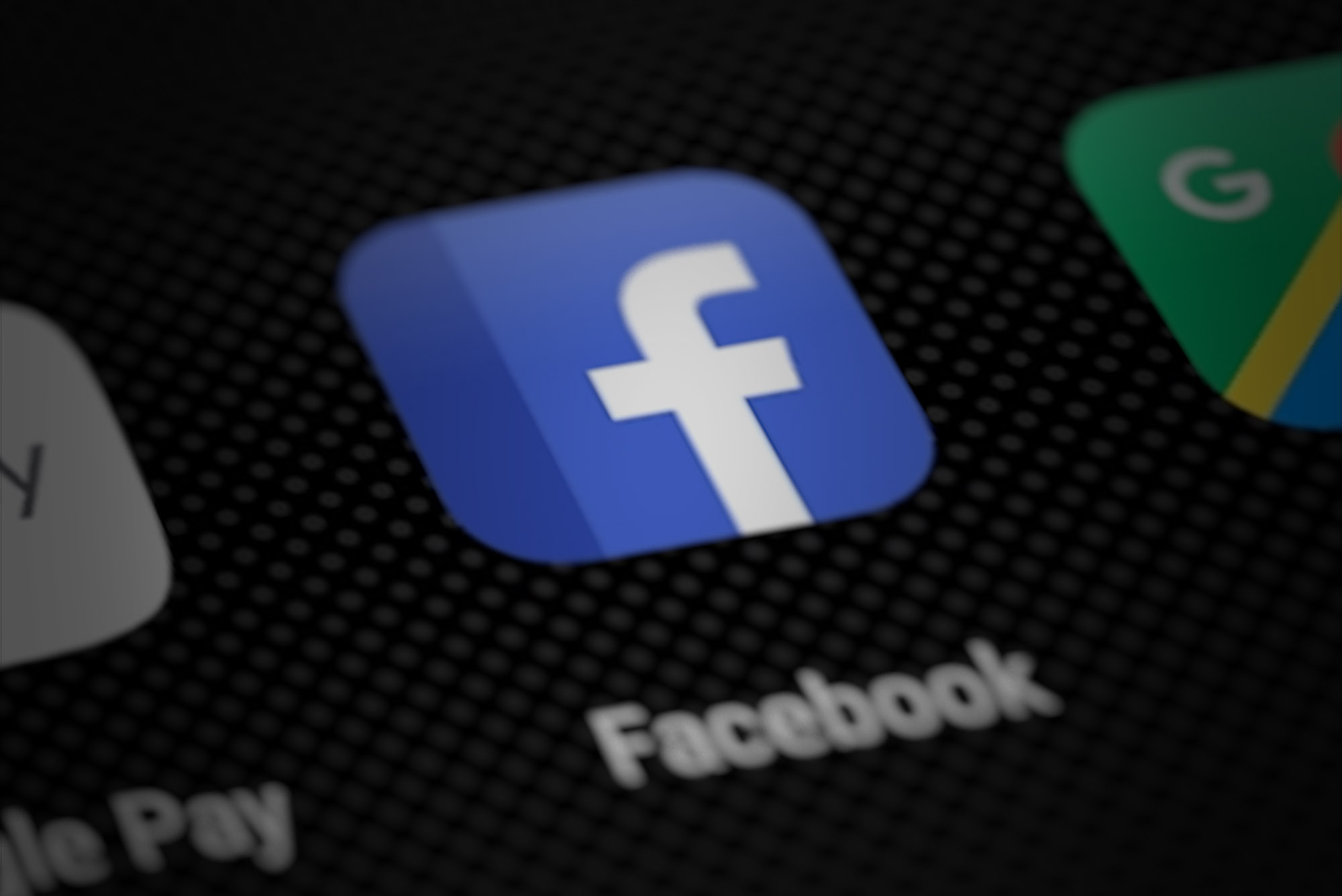 Why Choose CrownSoft’s Facebook Translation Software?