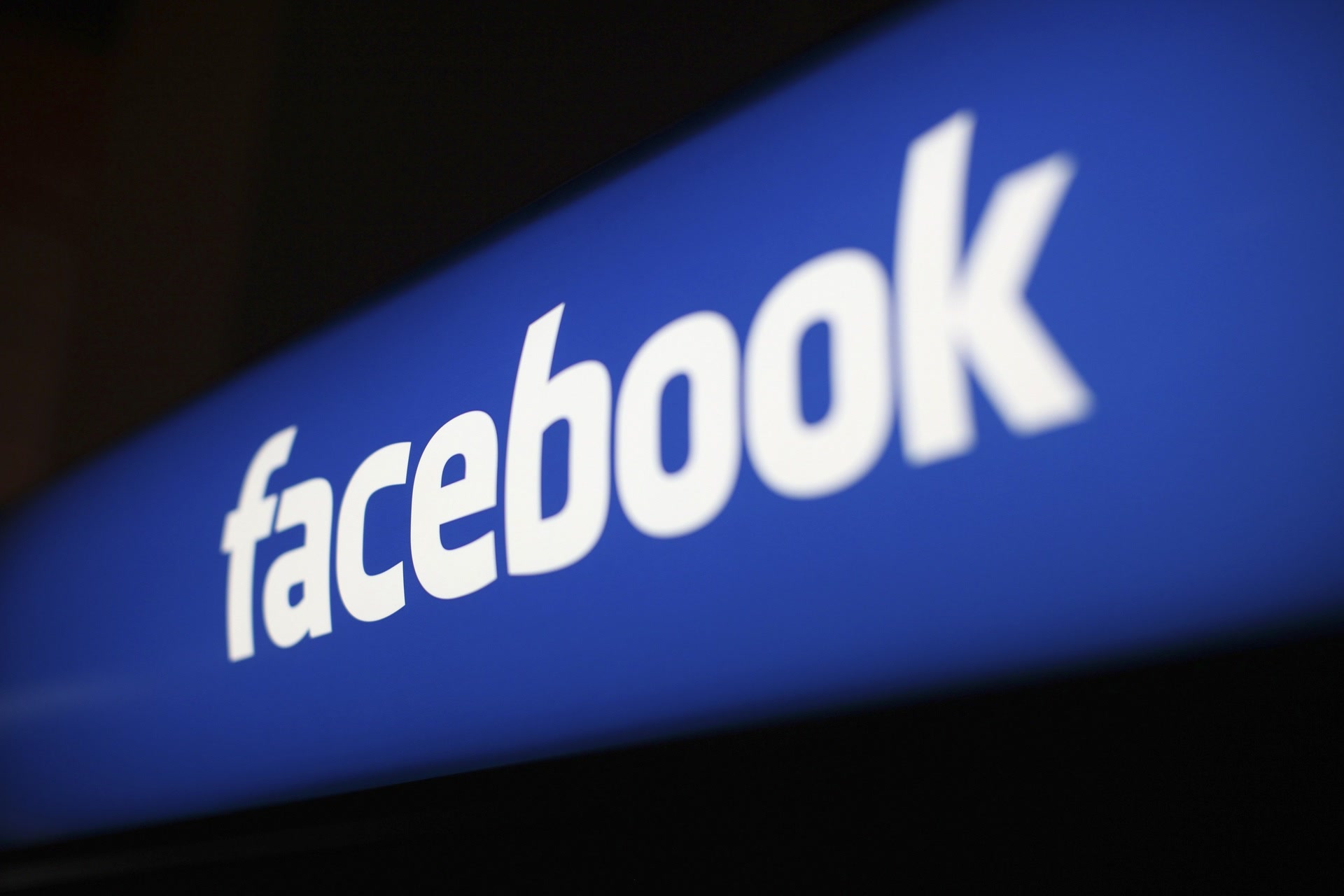 Facebook bulk messaging software
